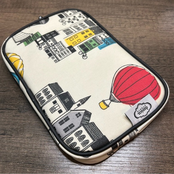 Colorful Danica Studio Cityscape and Hot Air Balloons Mini Bag - Picture 1 of 3